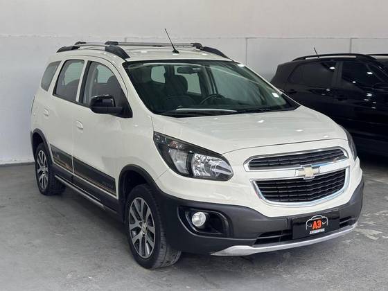 CHEVROLET SPIN 1.8 ACTIV 8V FLEX 4P AUTOMÁTICO CHEVROLET SPIN 1.8 ACTIV 8V FLEX 4P AUTOMÁTICO